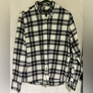 Men’s Mountain Ridge size small plaid button down shirt.